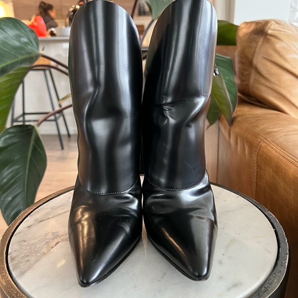 Alexander Wang Lys Cut Out Booties - Picture 4 of 9